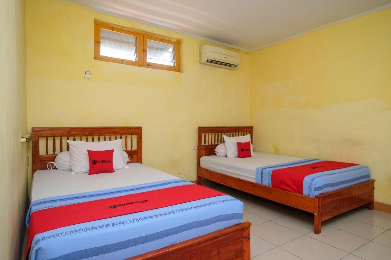Reddoorz Near Pelabuhan Nusantara Parepare Exteriér fotografie