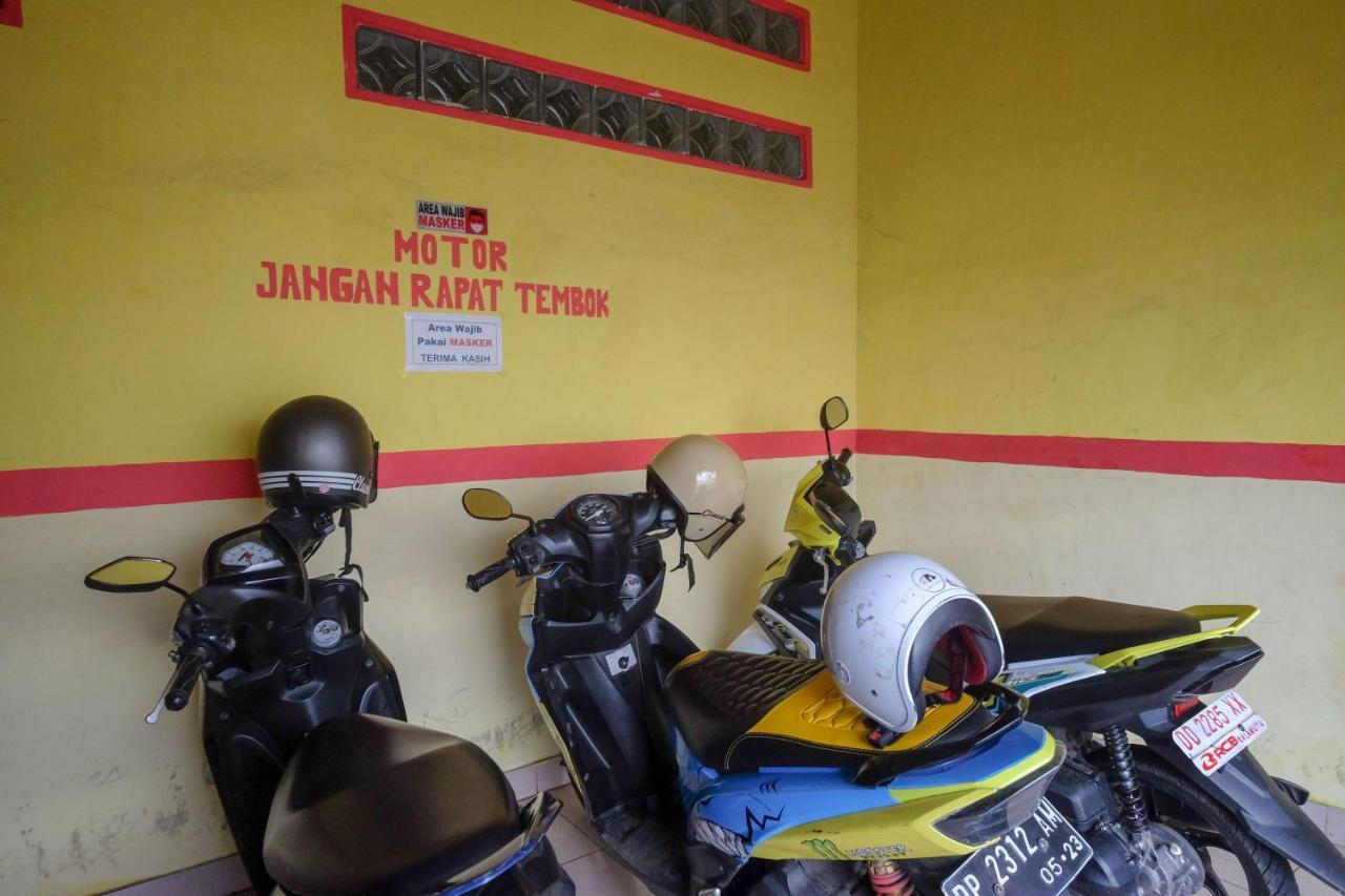 Reddoorz Near Pelabuhan Nusantara Parepare Exteriér fotografie