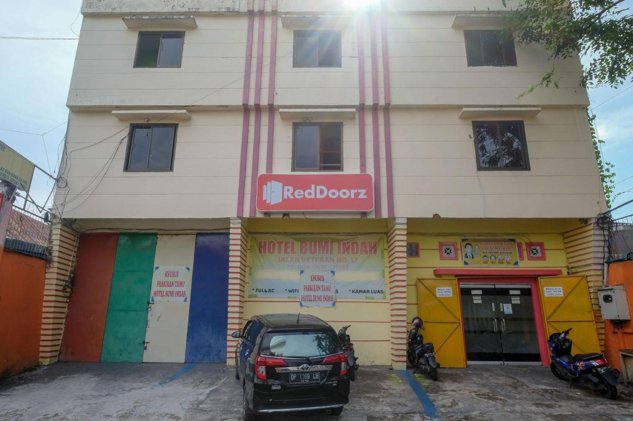 Reddoorz Near Pelabuhan Nusantara Parepare Exteriér fotografie