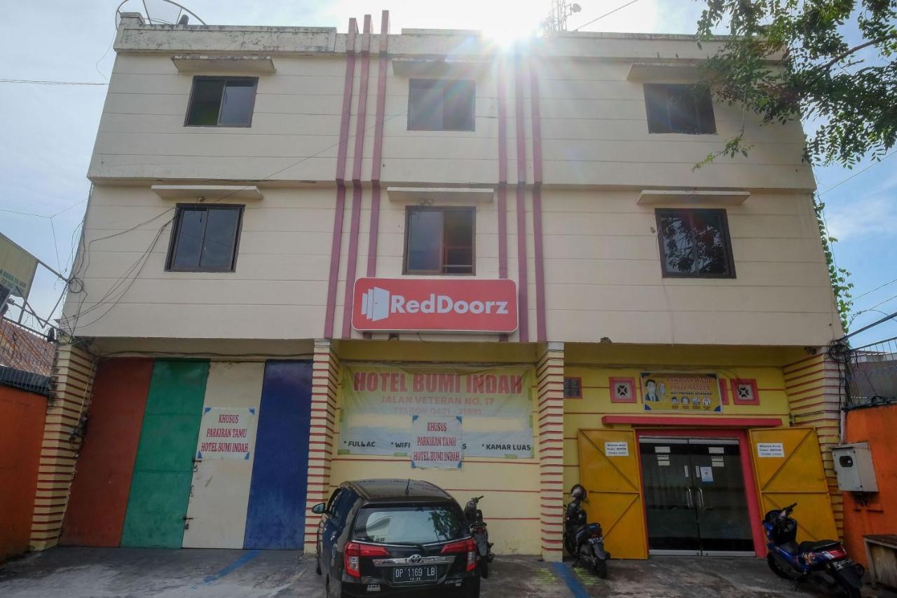 Reddoorz Near Pelabuhan Nusantara Parepare Exteriér fotografie
