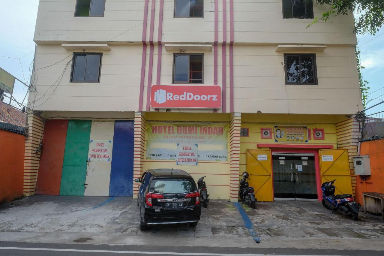 Reddoorz Near Pelabuhan Nusantara Parepare Exteriér fotografie